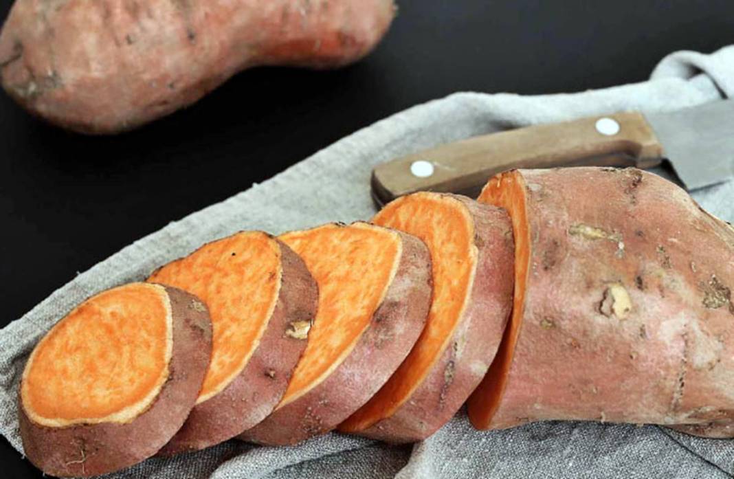 100 yaşına kadar sağlıklı yaşamanın sırrı bu doğal besinlerde! Sofranızdan eksik etmeyin 12